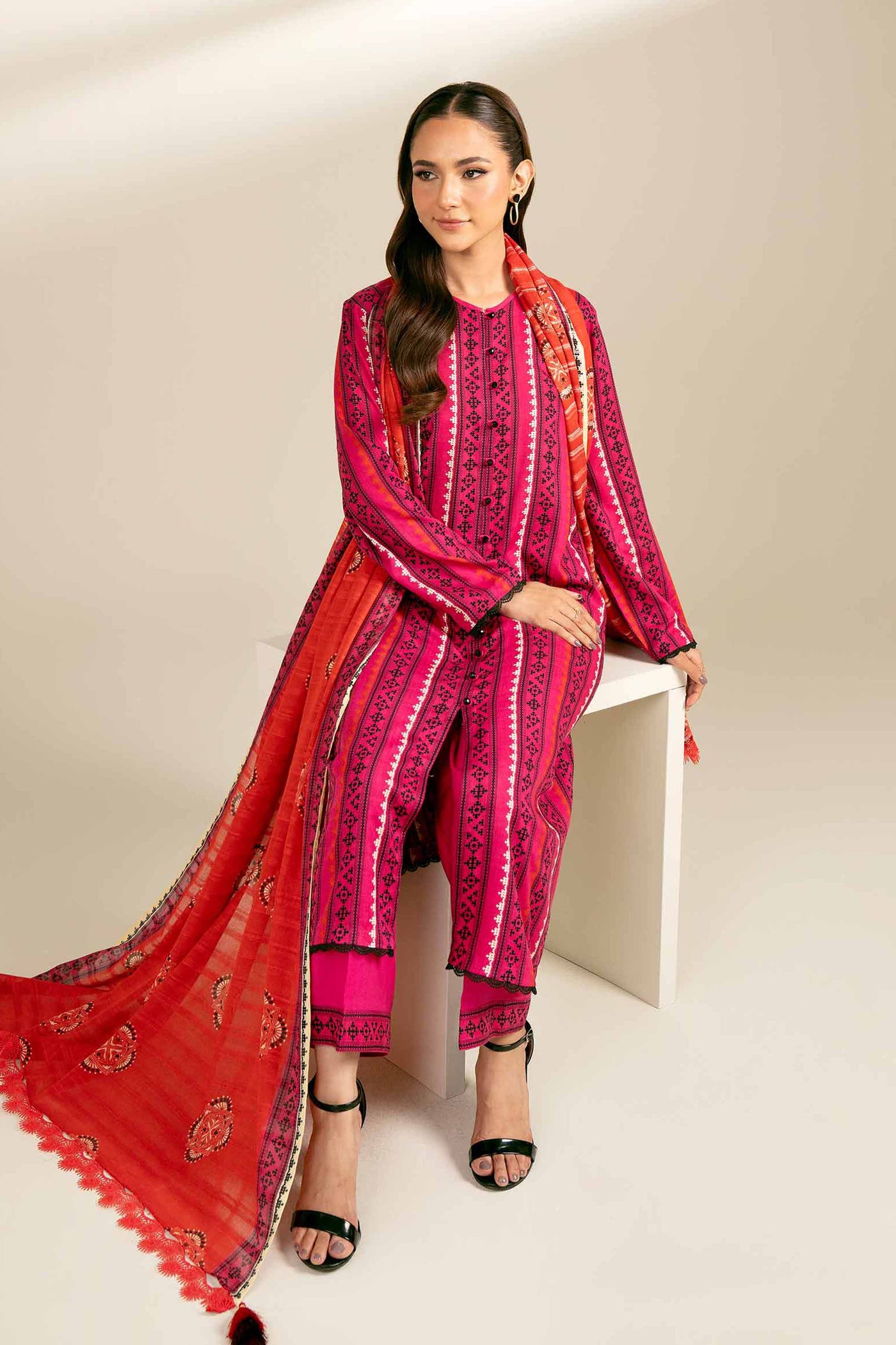 Nishat Linen || 3 Piece - Printed Suit - 42402109