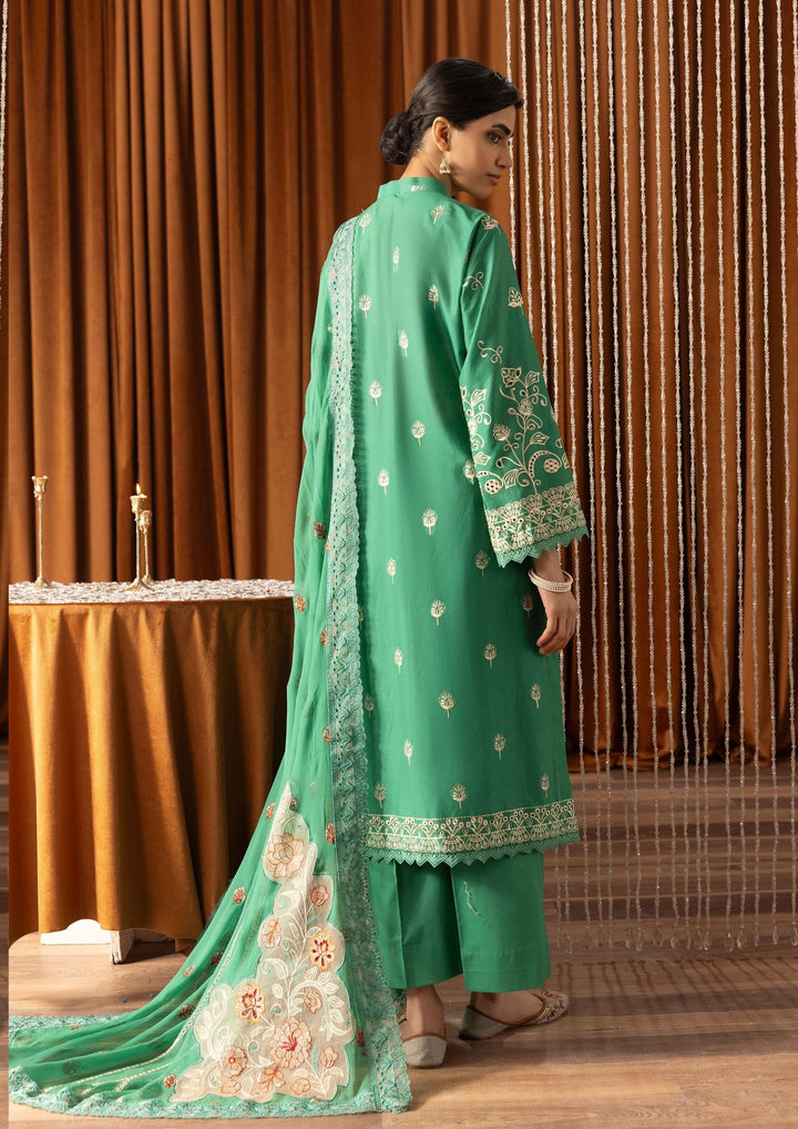 Signature Lawn Collection
