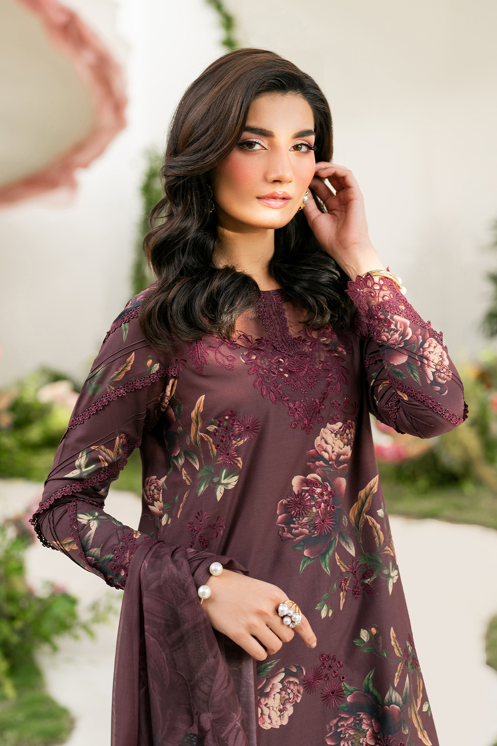Embroidered Lawn
