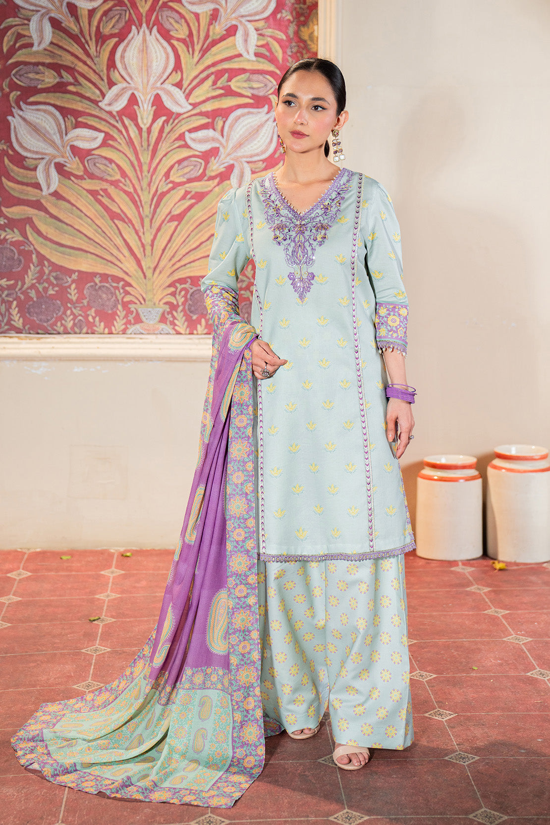 Embroidered - 3 Pc Lawn Suit