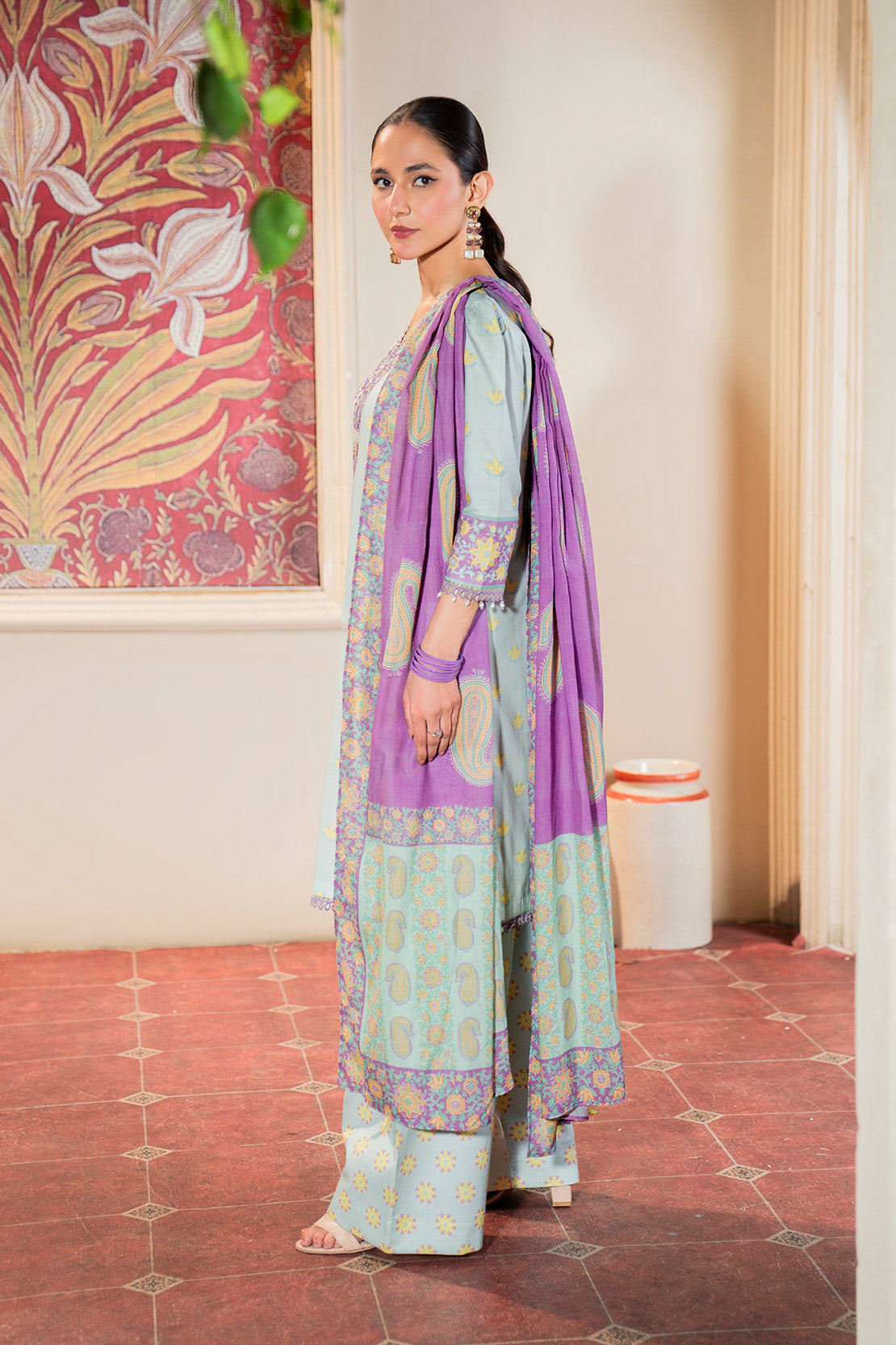 Embroidered - 3 Pc Lawn Suit