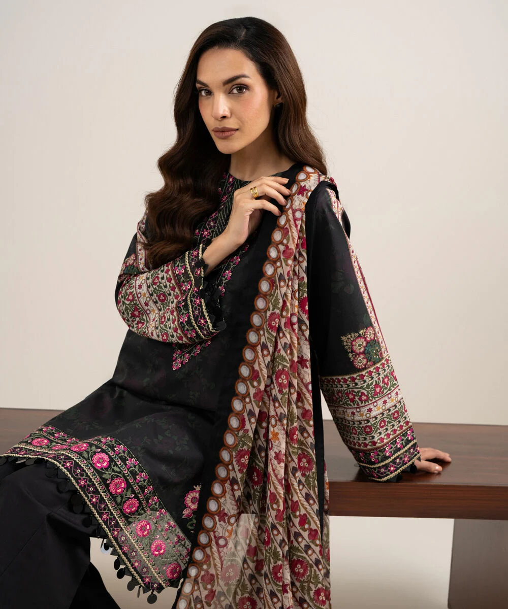 3 Piece - Embroidered Lawn Suit