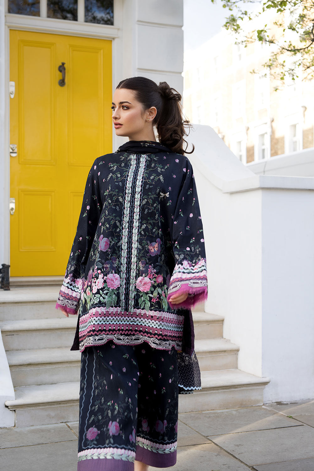 Prints Unstitched Lawn
