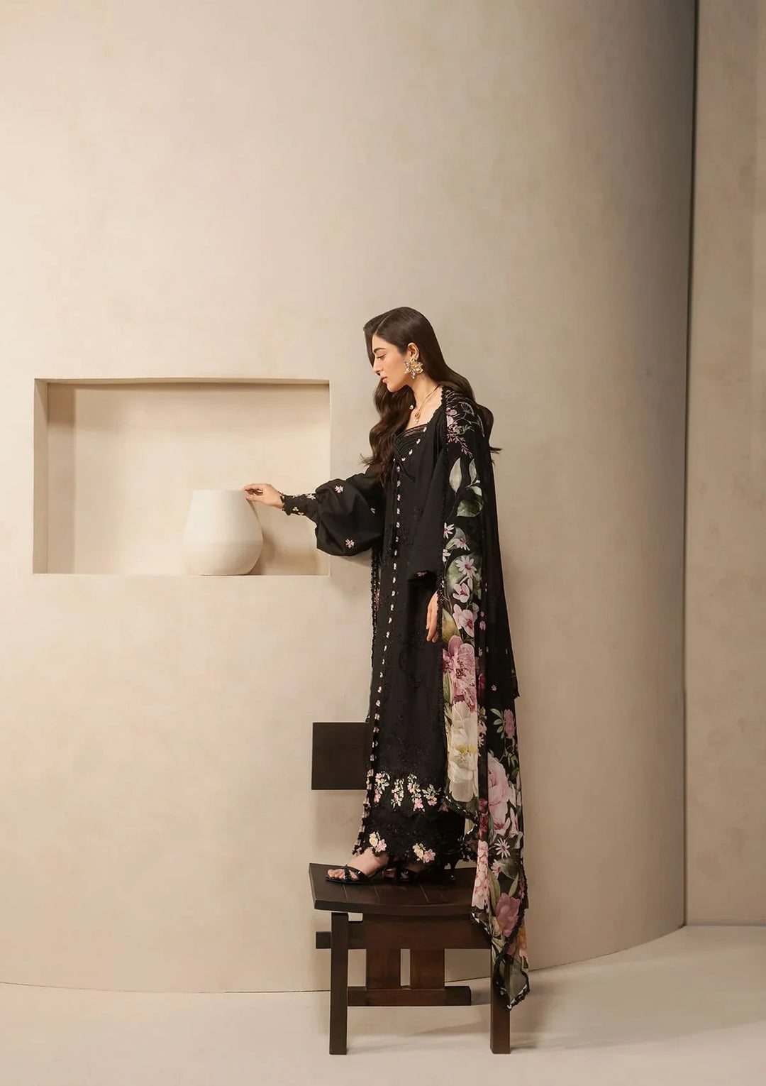 E-CRAFT - CHIKANKARI LAWN WITH CHIFFON DUPATTA &