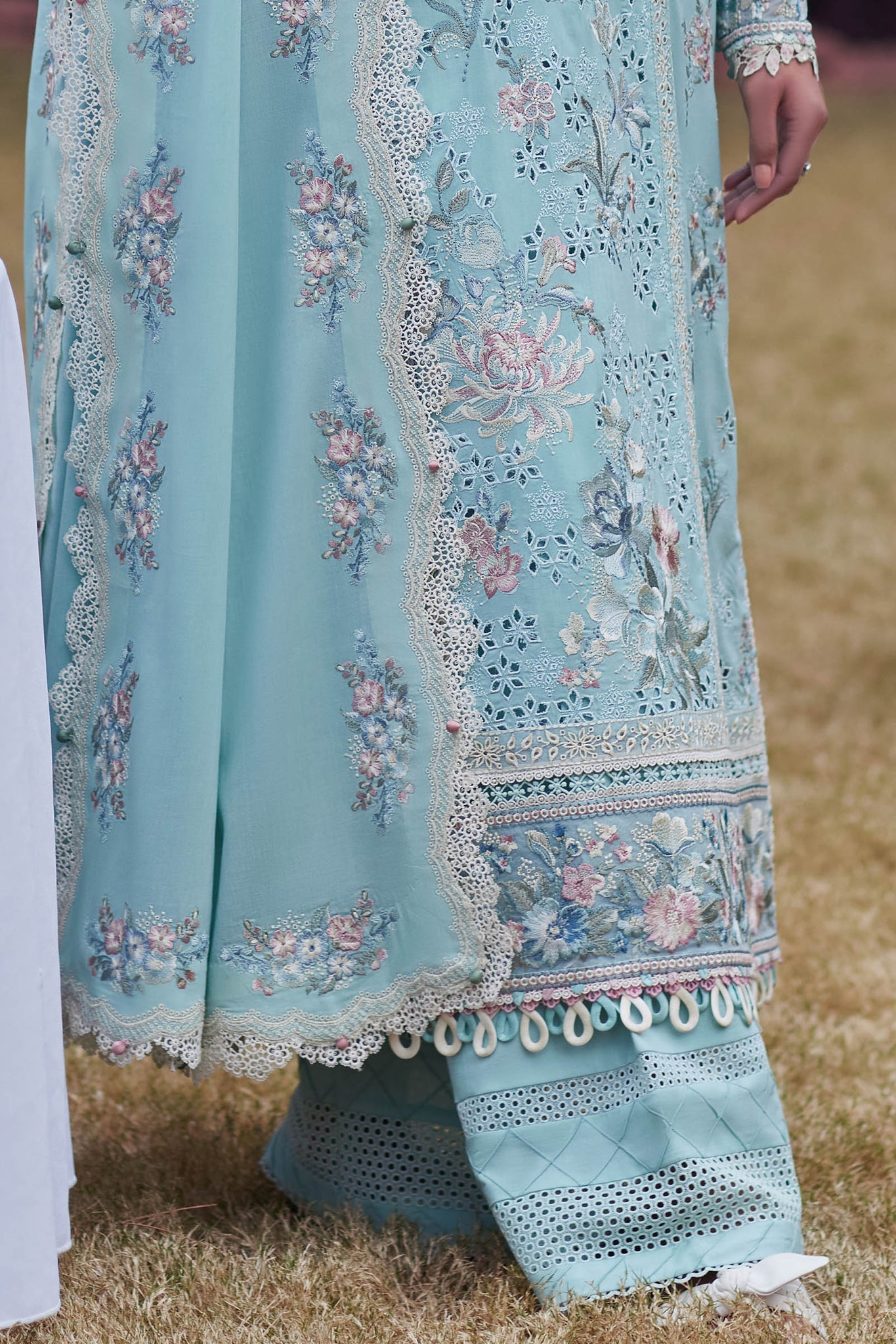 ELAN LAWN - AIREEN