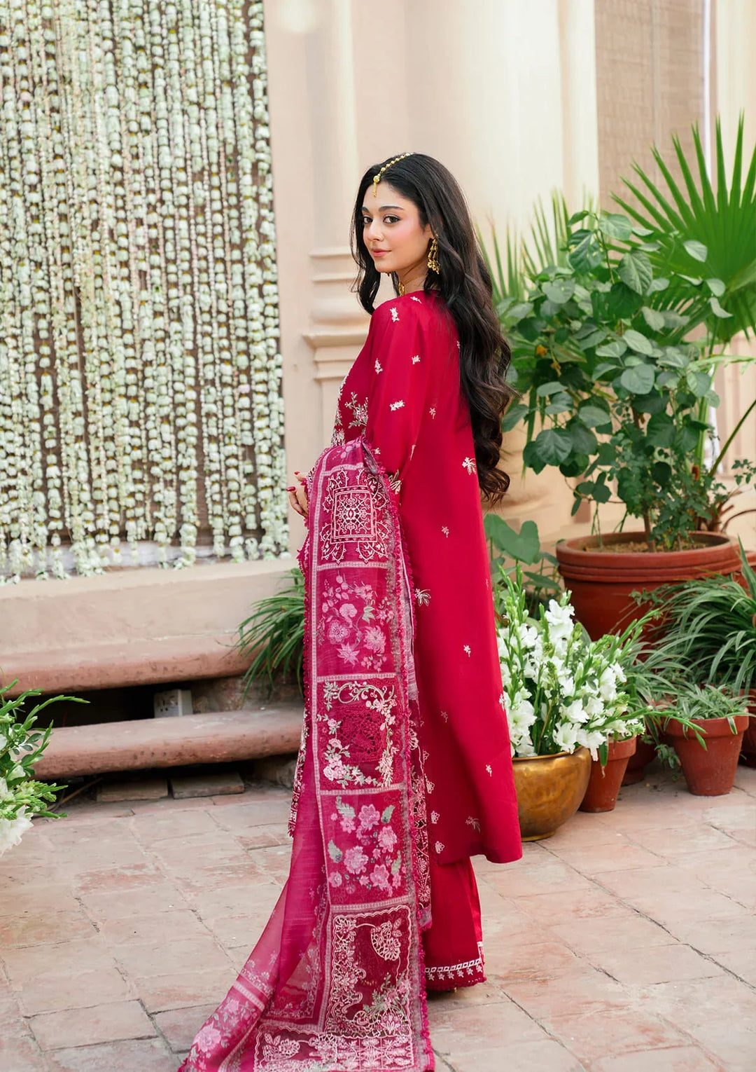 EK FASANA - LUXURY LAWN &