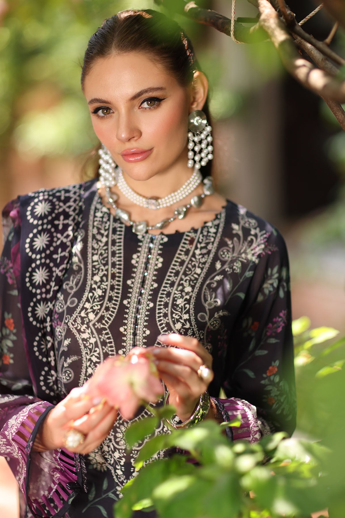 Signature Prints Swiss Lawn