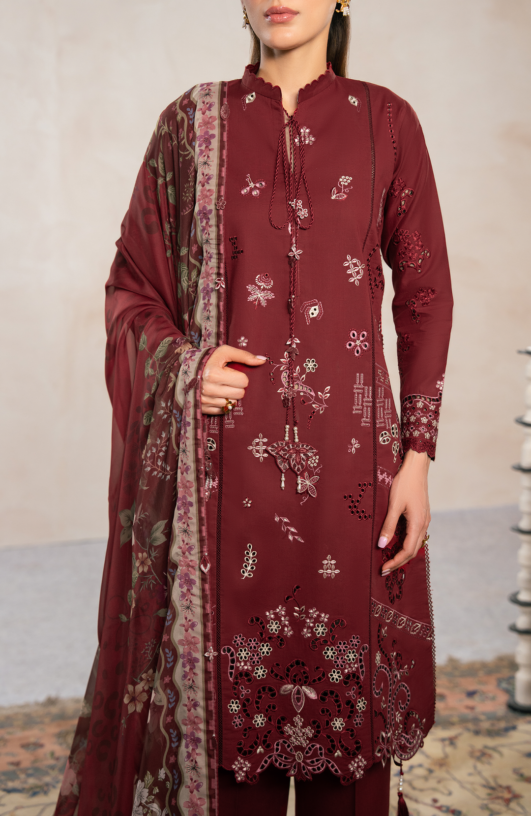 unstitched luxury Lawn
