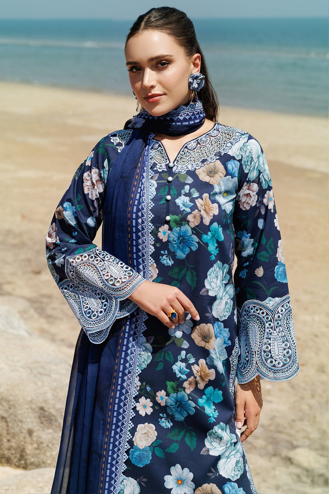 Aurea Summer Lawn
