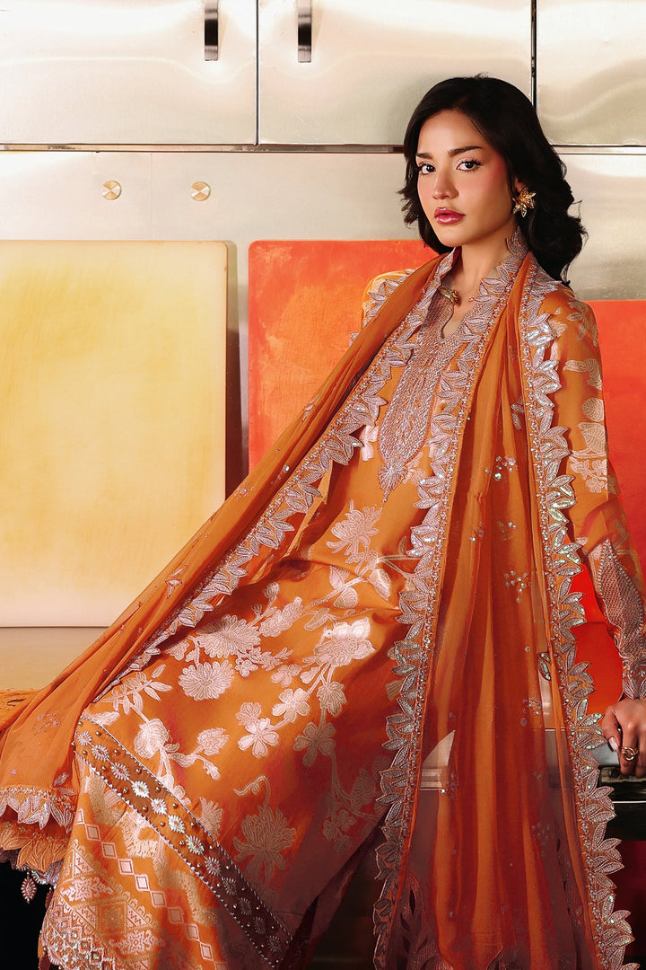 EMBROIDERED JACQUARD  SUIT 3 PC