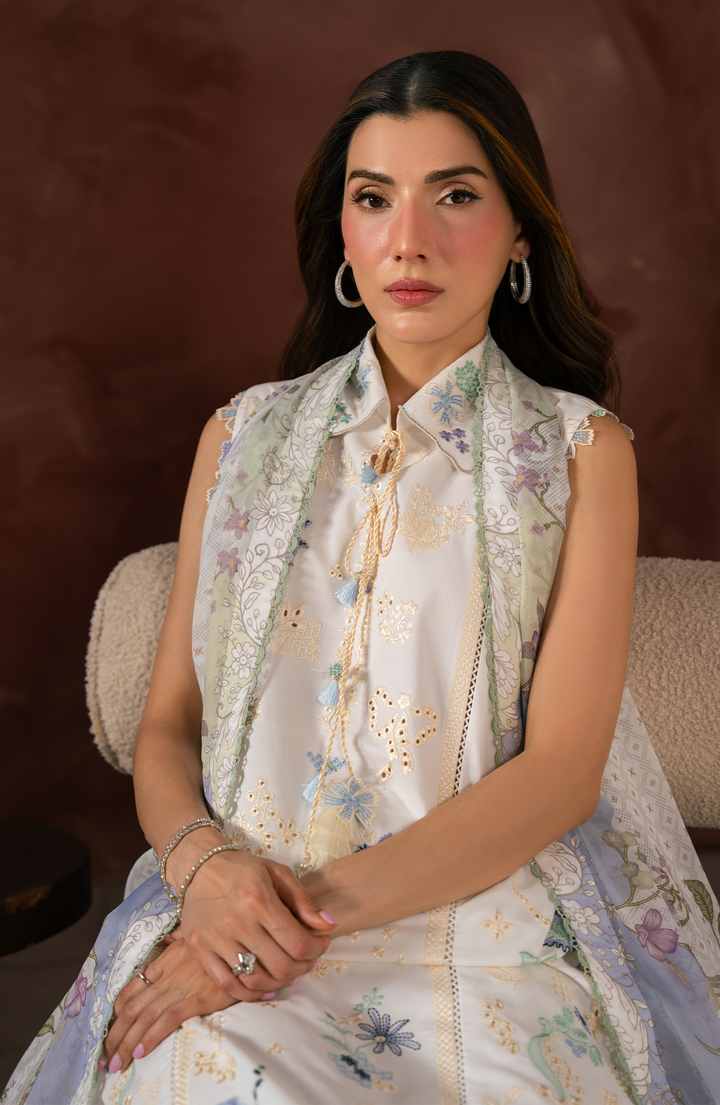 unstitched luxury Lawn