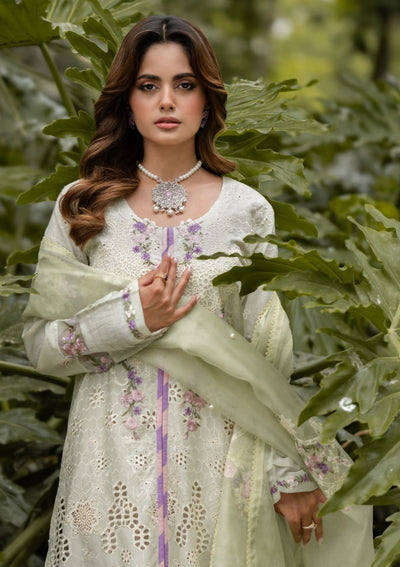 REET LUXURY LAWN
