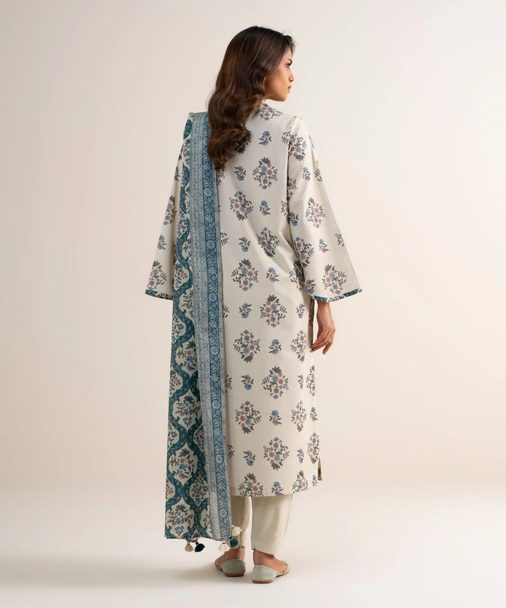 3 Piece - Embroidered Lawn Suit
