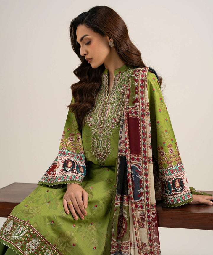 3 Piece - Embroidered Lawn Suit