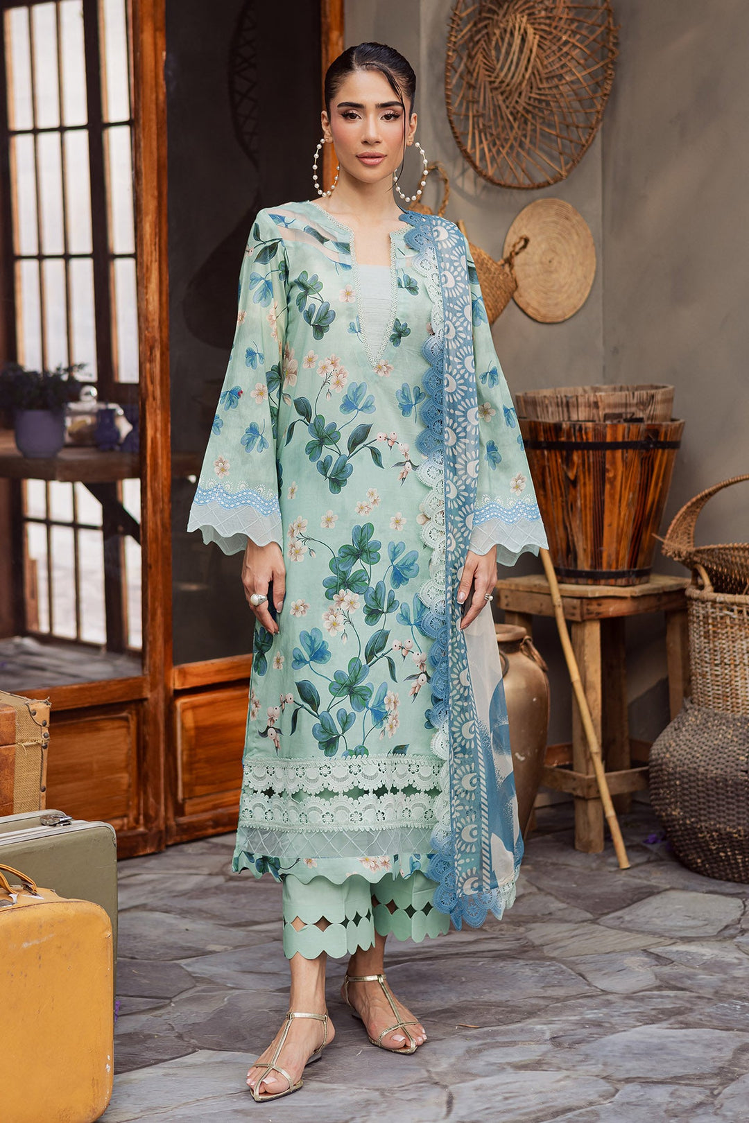 SIGNATURE PRINTS LAWN
