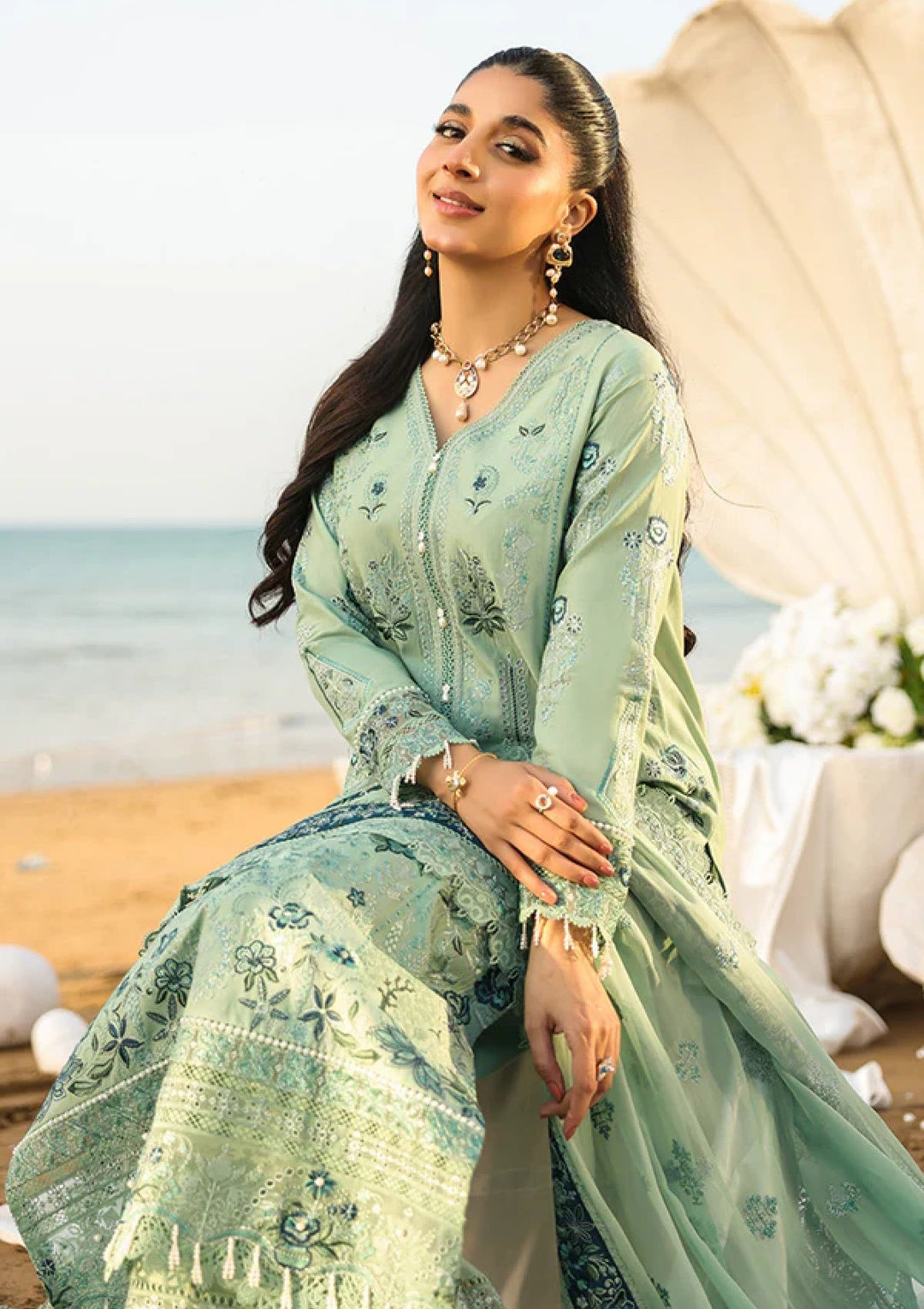 Premium Hania Luxury Lawn