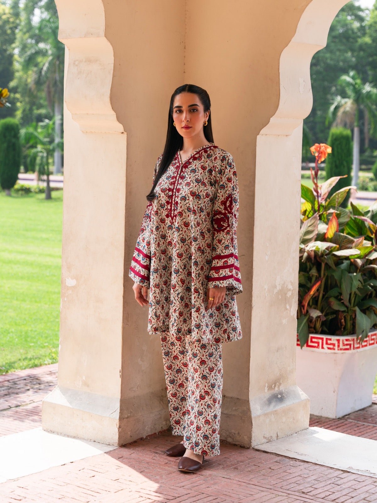 AGHA NOOR ||  2 Piece - Pure Printed Lawn Frock S110039