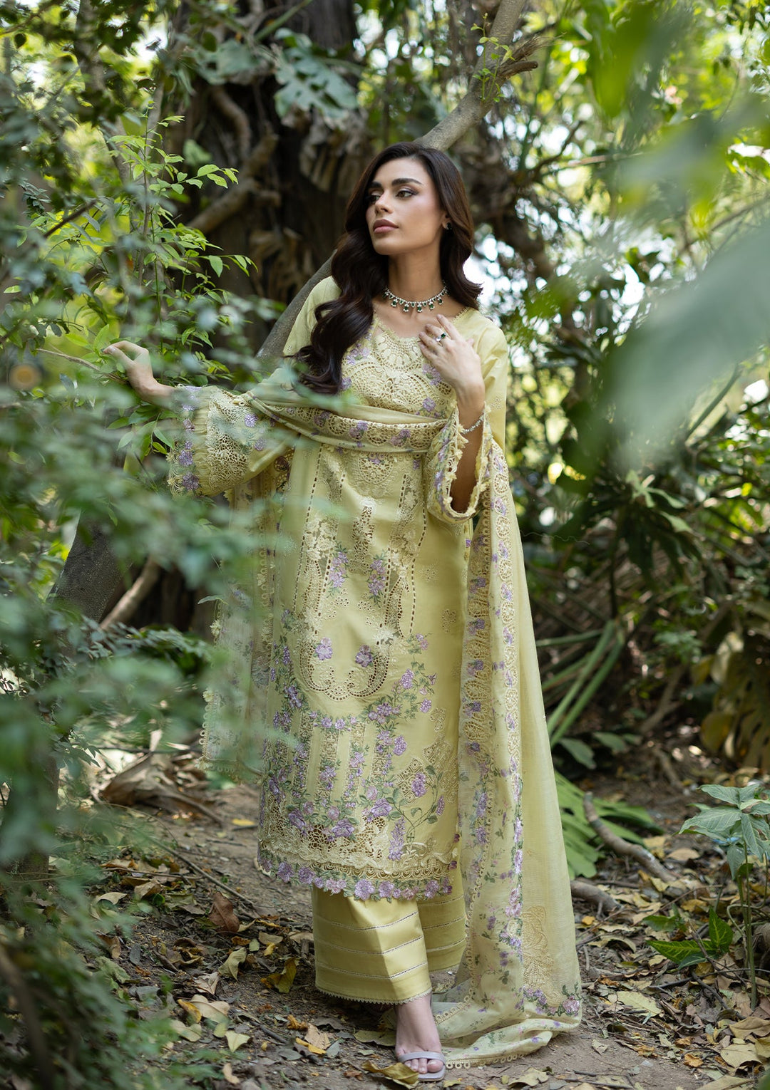 LUXURY LAWN VOL ll &