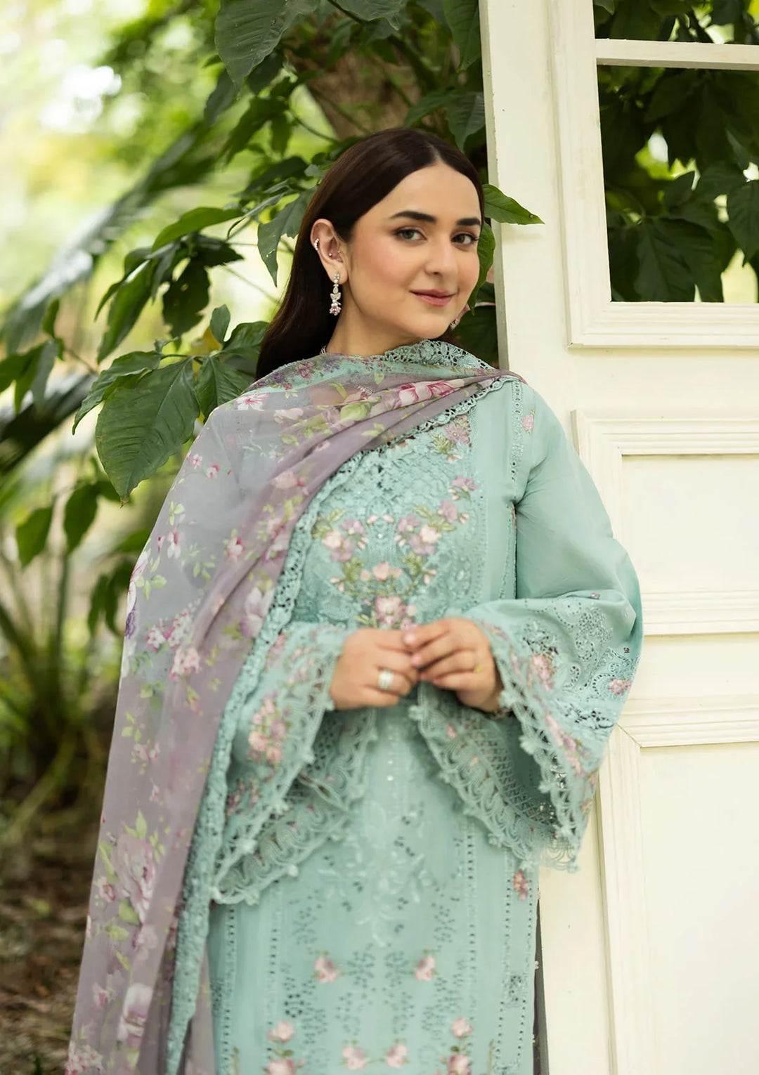 LUXURY LAWN VOL ll &