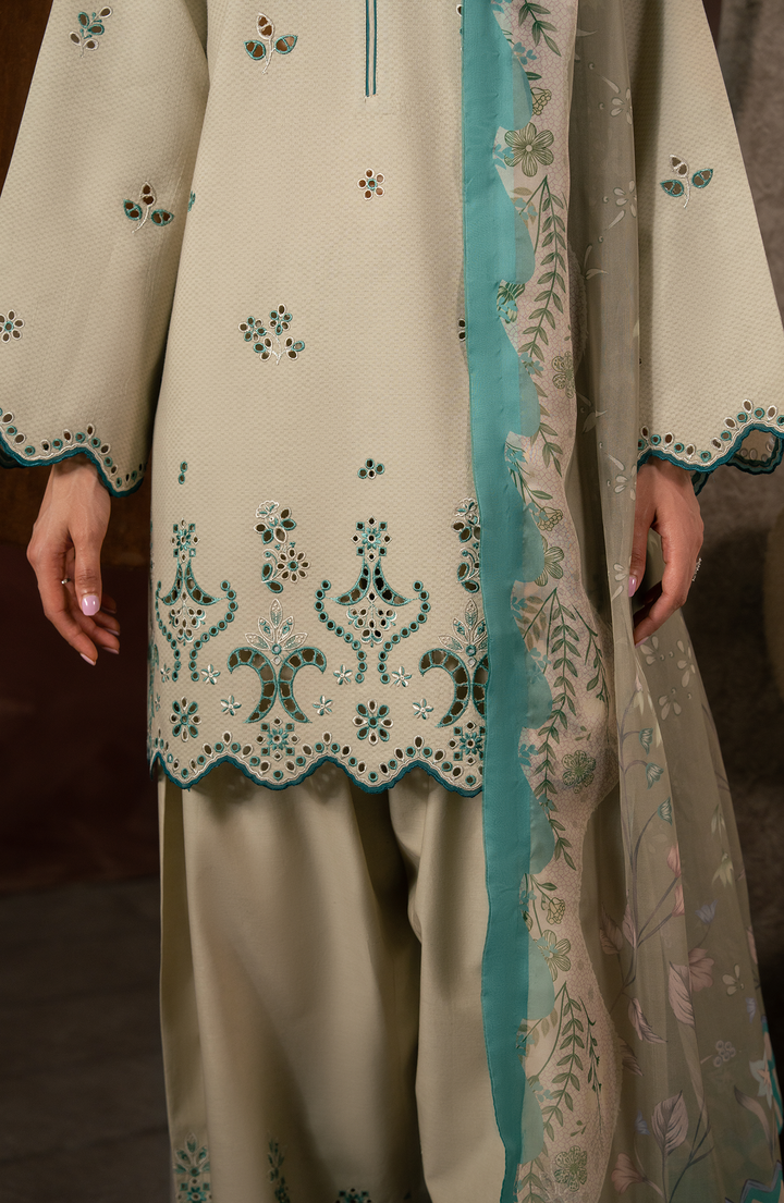 unstitched luxury Lawn