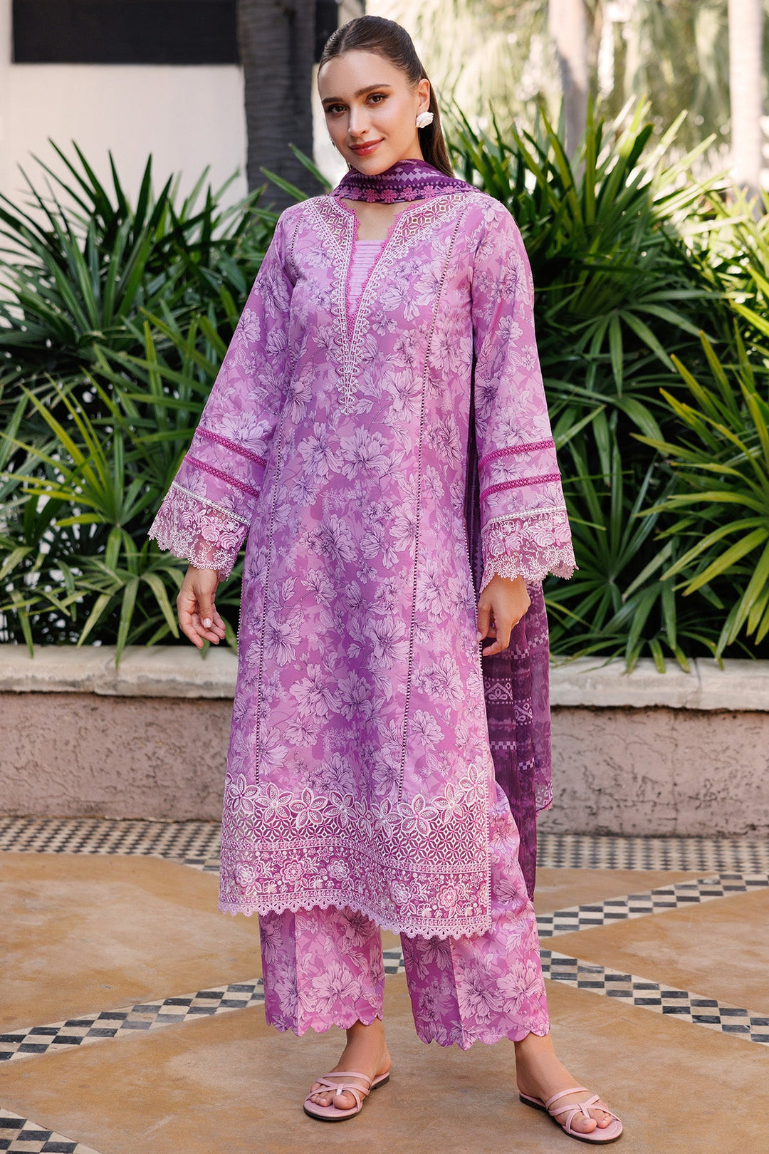 Aurea Summer Lawn
