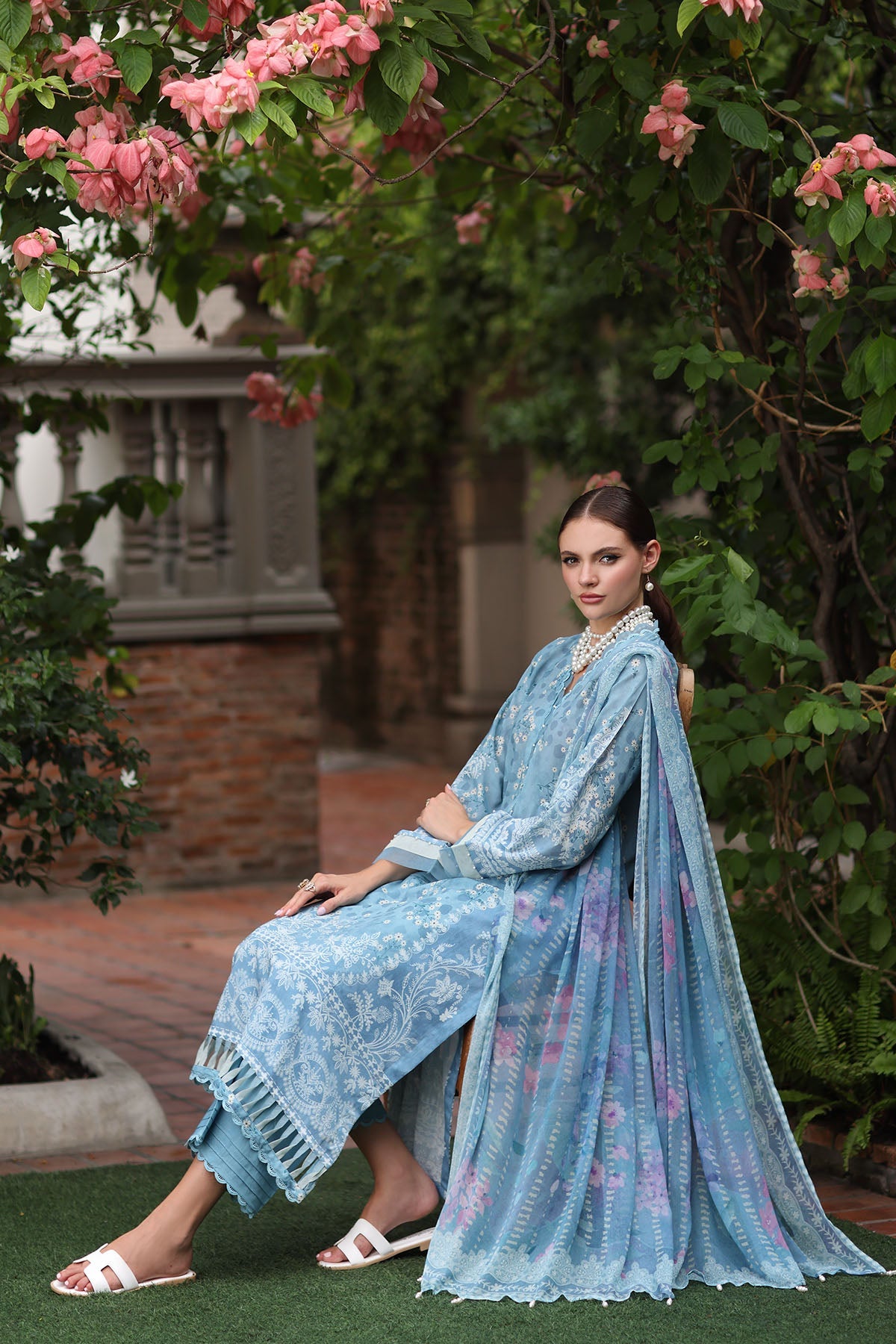 Signature Prints Swiss Lawn