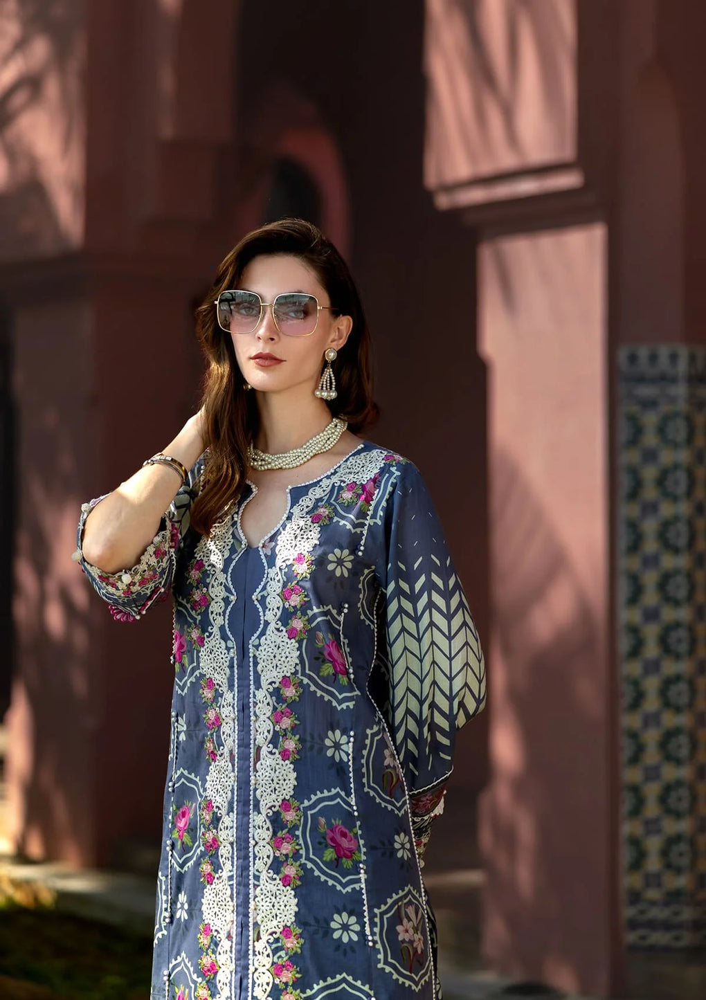 ELAF SIGNATURE  EMBROIDERED LAWN