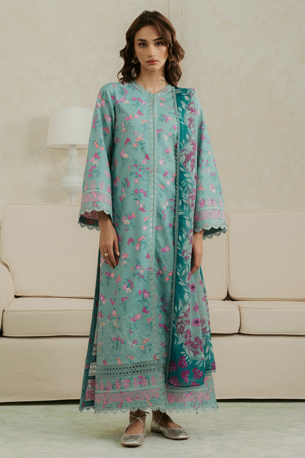 AMORE SUMMER LAWN