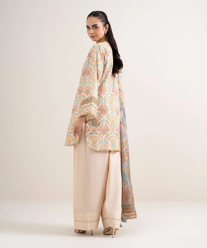 3 Piece - Embroidered Lawn Suit