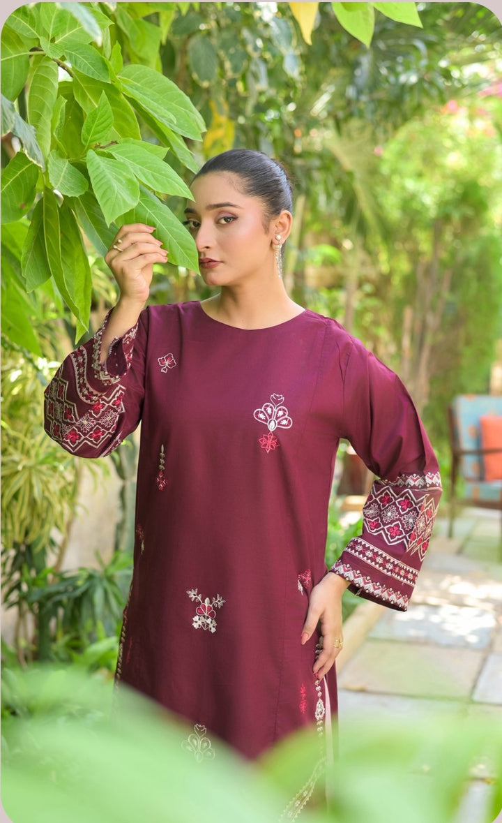 Aina EMBROIDERED LAWN CO-ORD SET EDIT