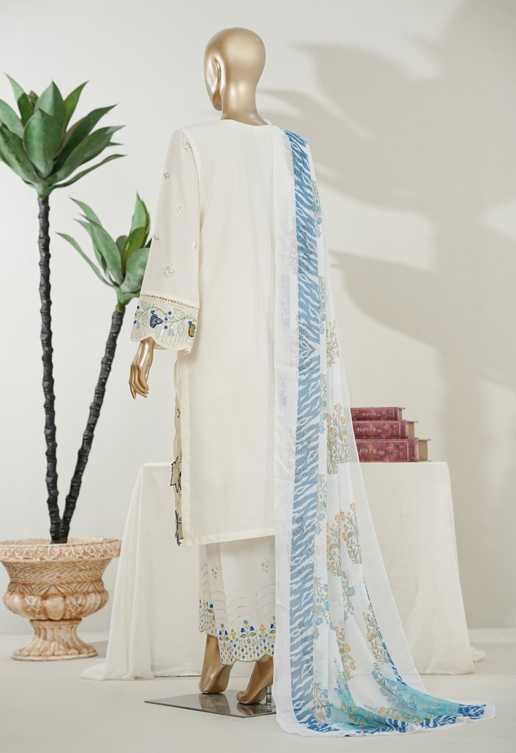 Luxury Embroidered  Lawn 3 Piece