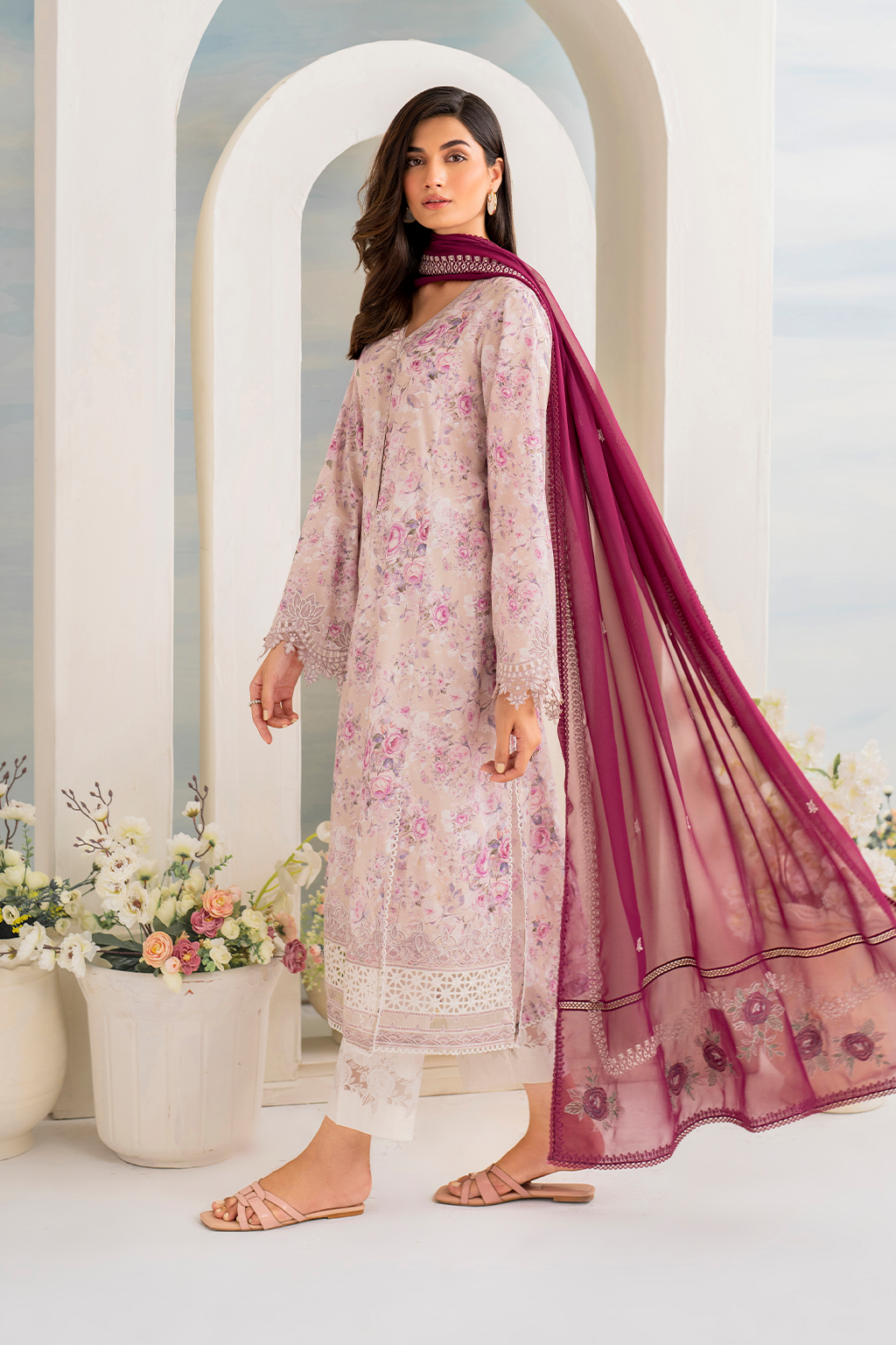 IZNIK GUZEL Embroidered Lawn IGL-08