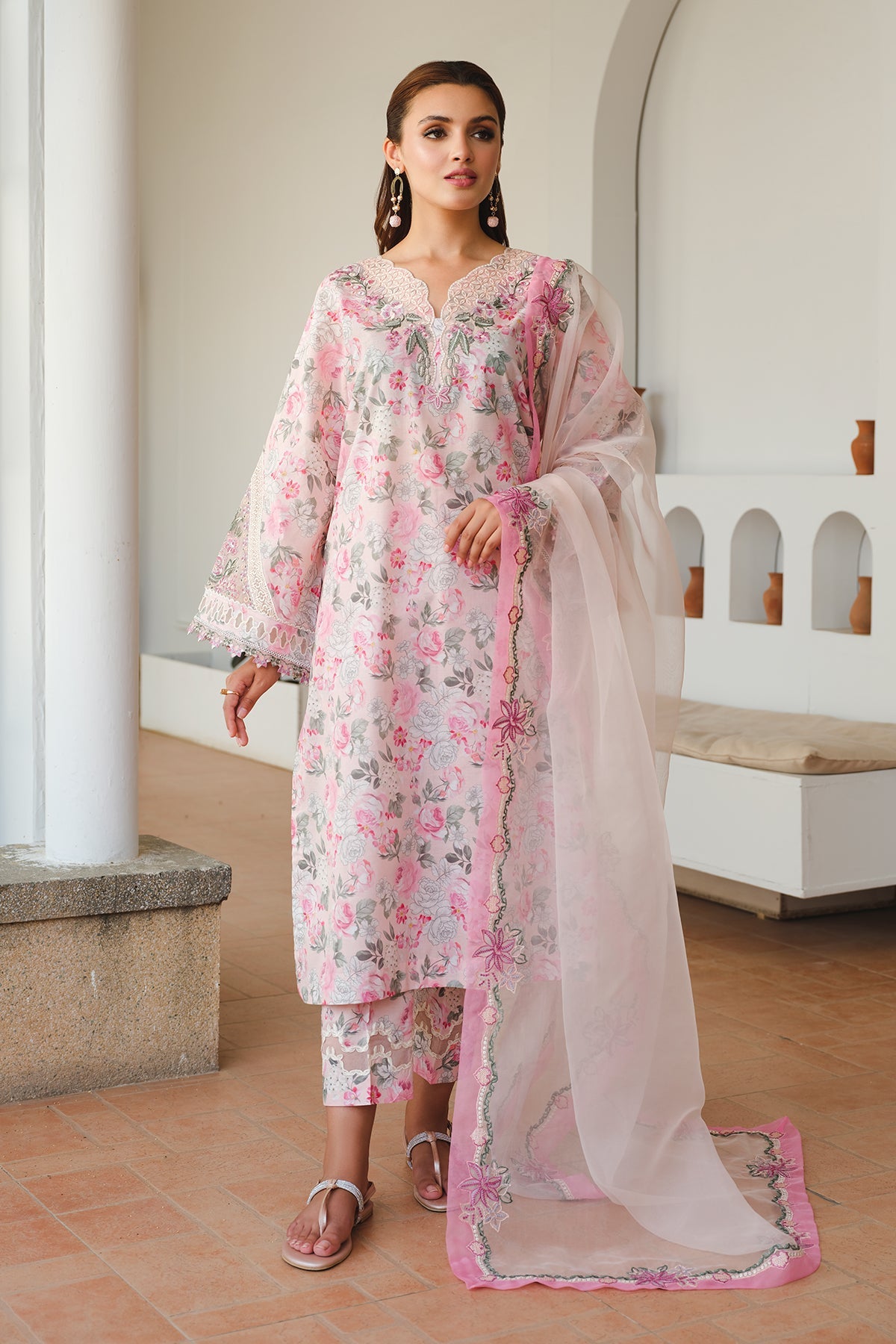 BAROQUE EMBROIDERED PRINTED LAWN UF-650