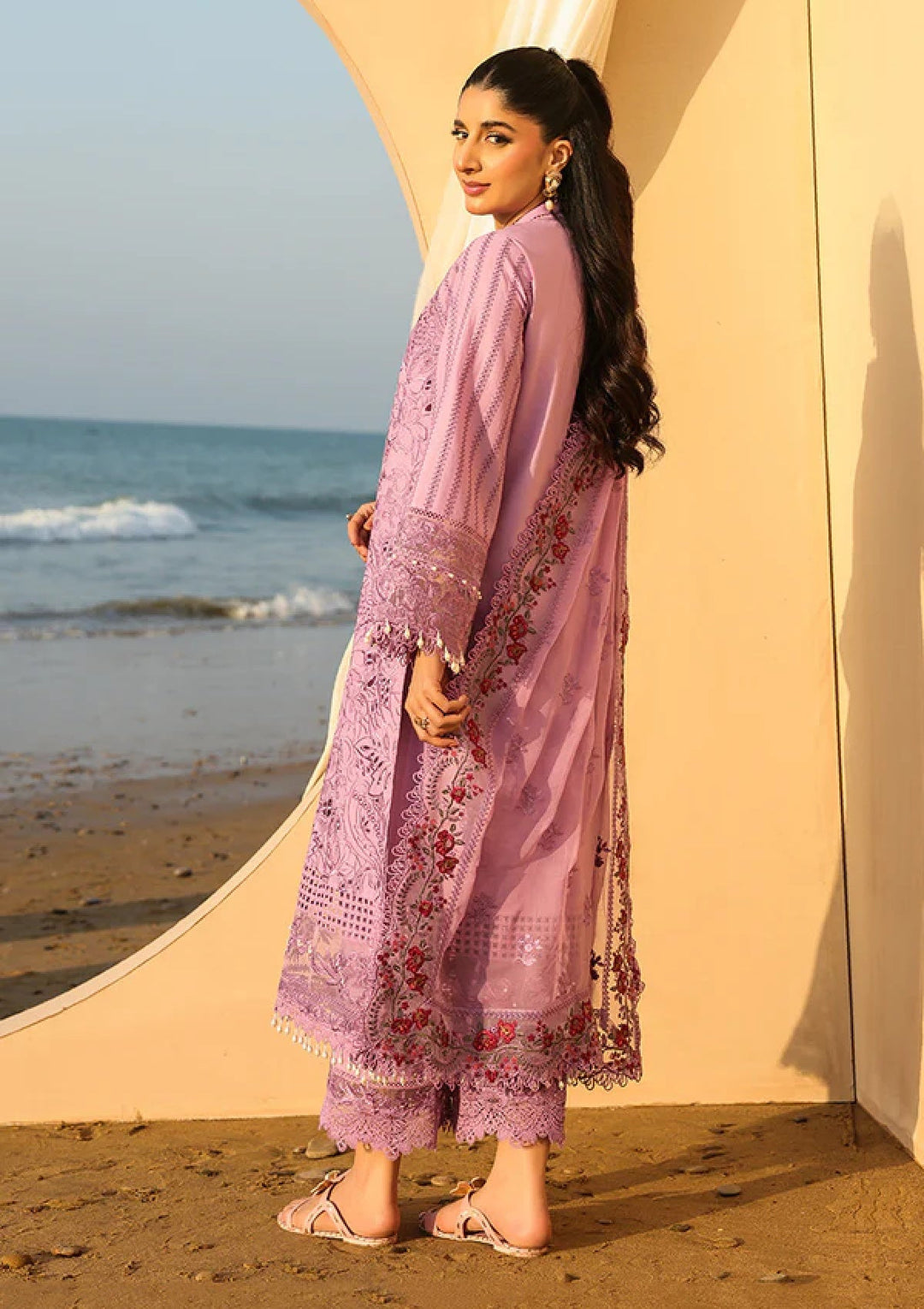 Premium Hania Luxury Lawn