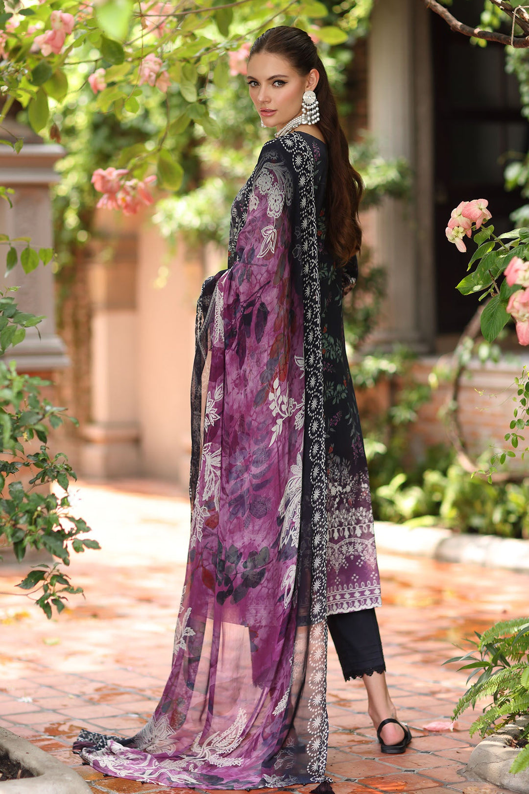 Signature Prints Swiss Lawn