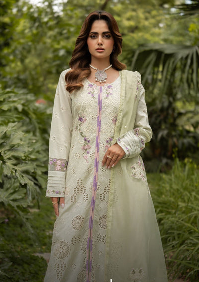 REET LUXURY LAWN
