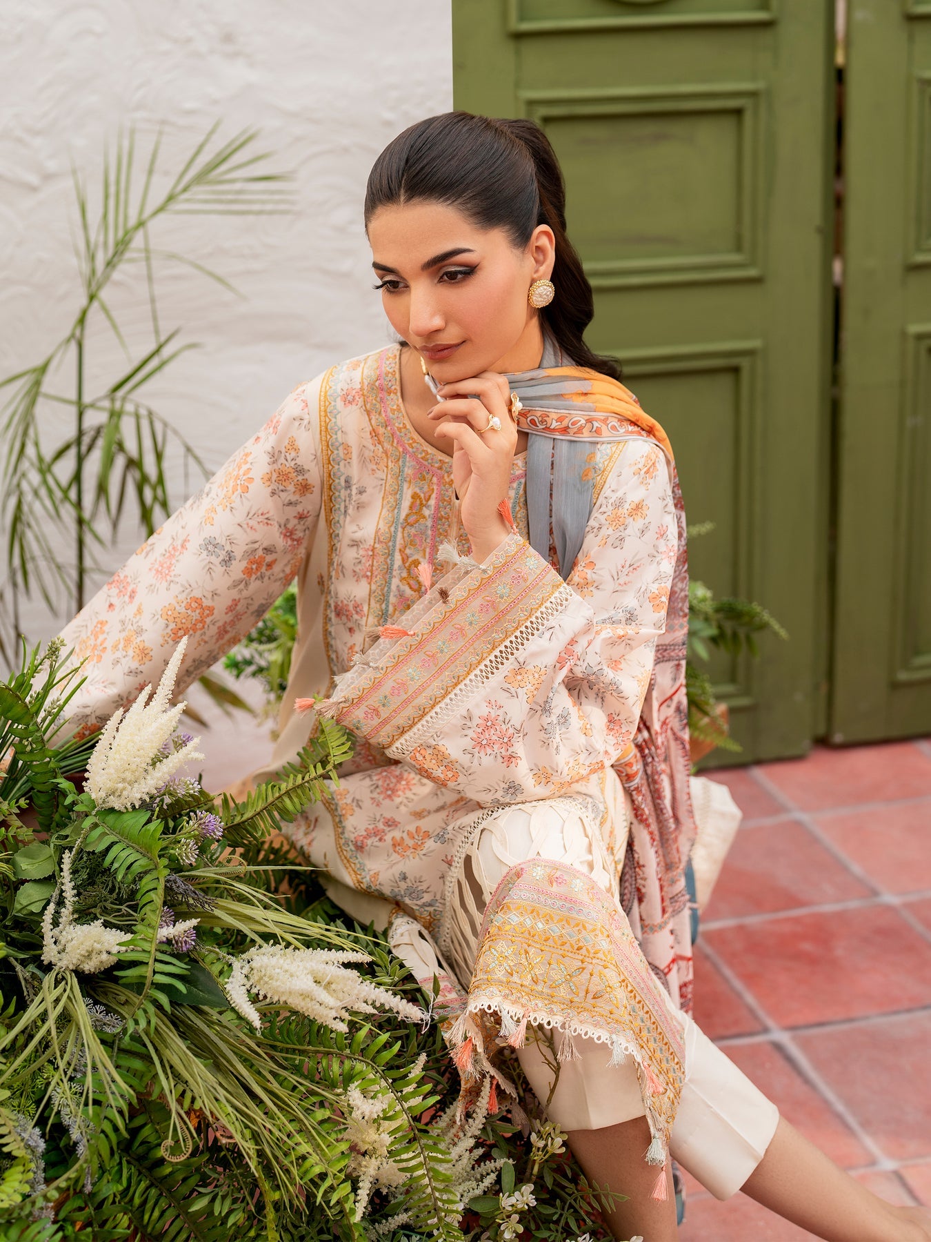 Husn-E-Arah Unstitched Lawn