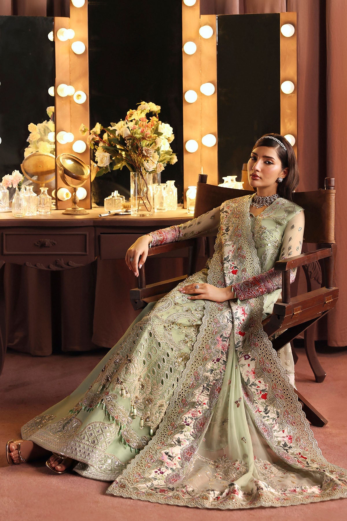 Jhoomro Unstitched Luxury Ensemble