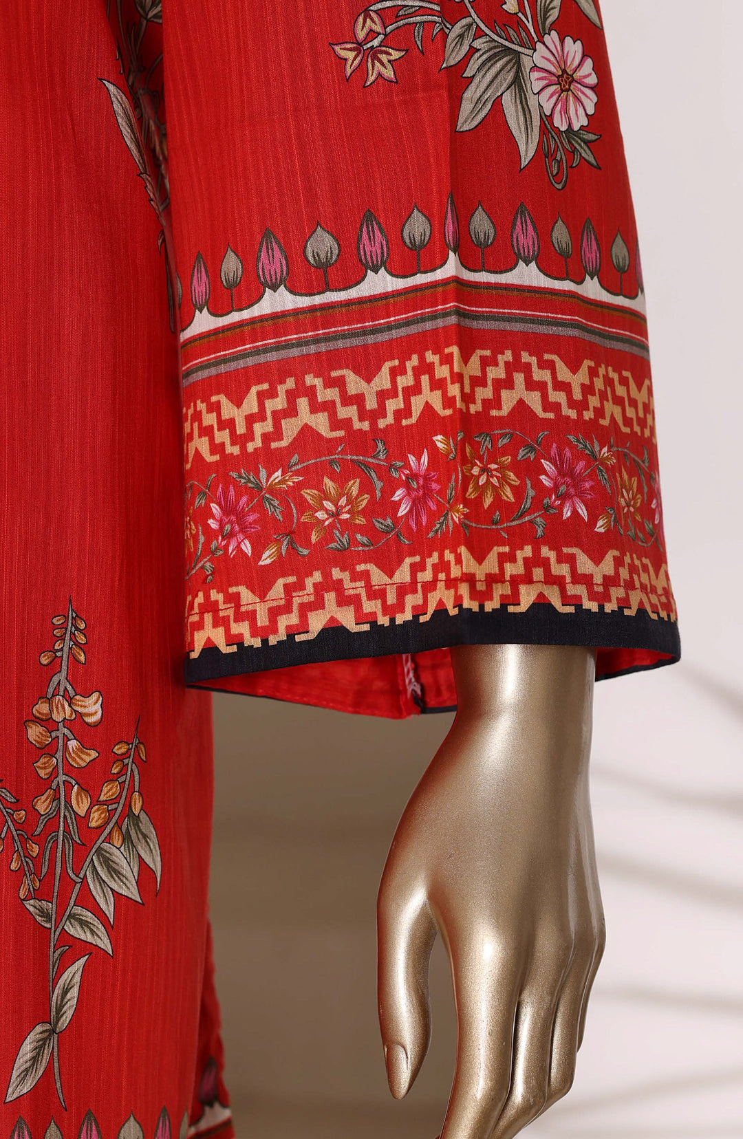 Printed Lawn Stitched 3 Piece Suit