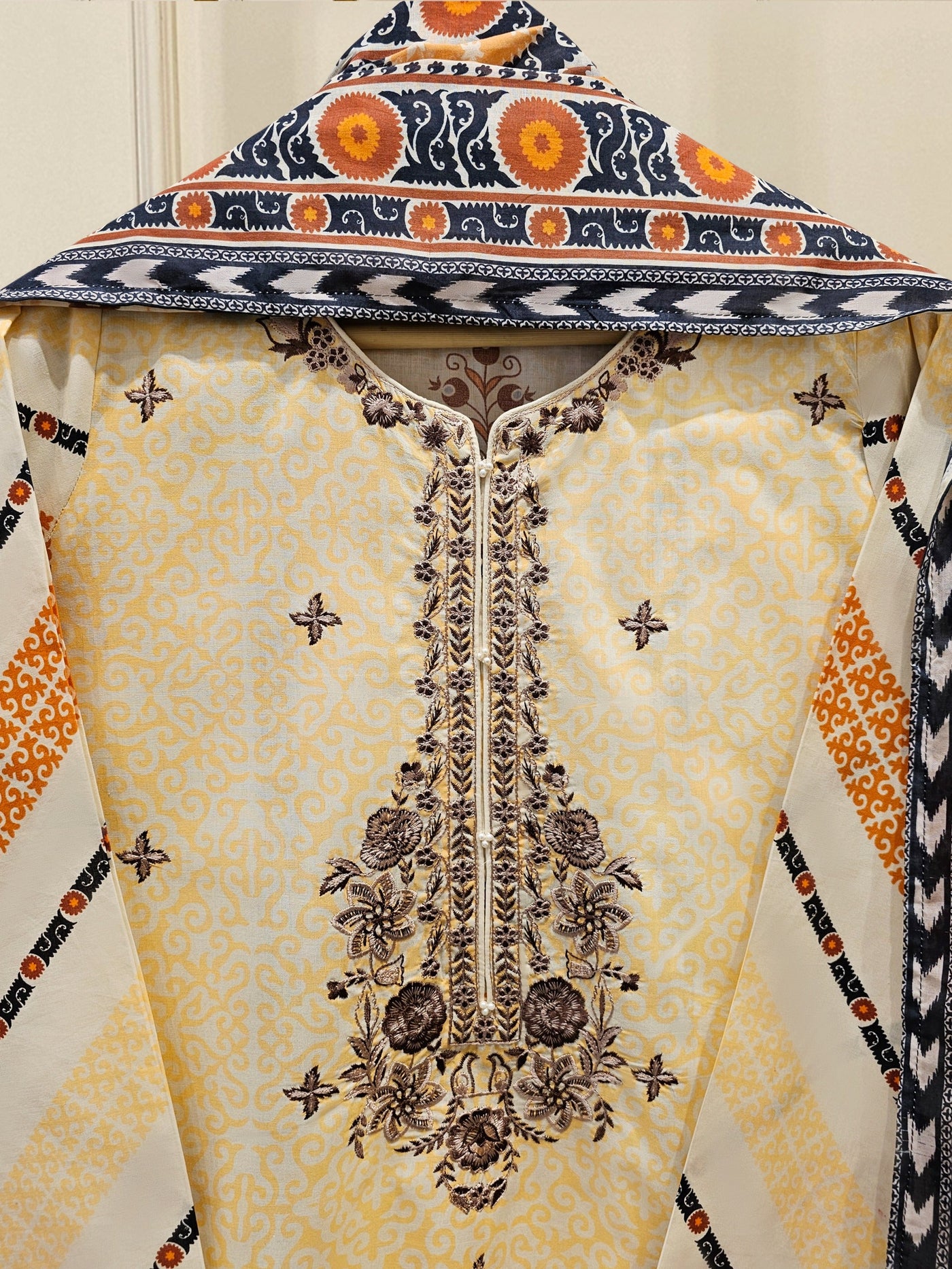 2 Piece - Digital Printed Lawn Suit
