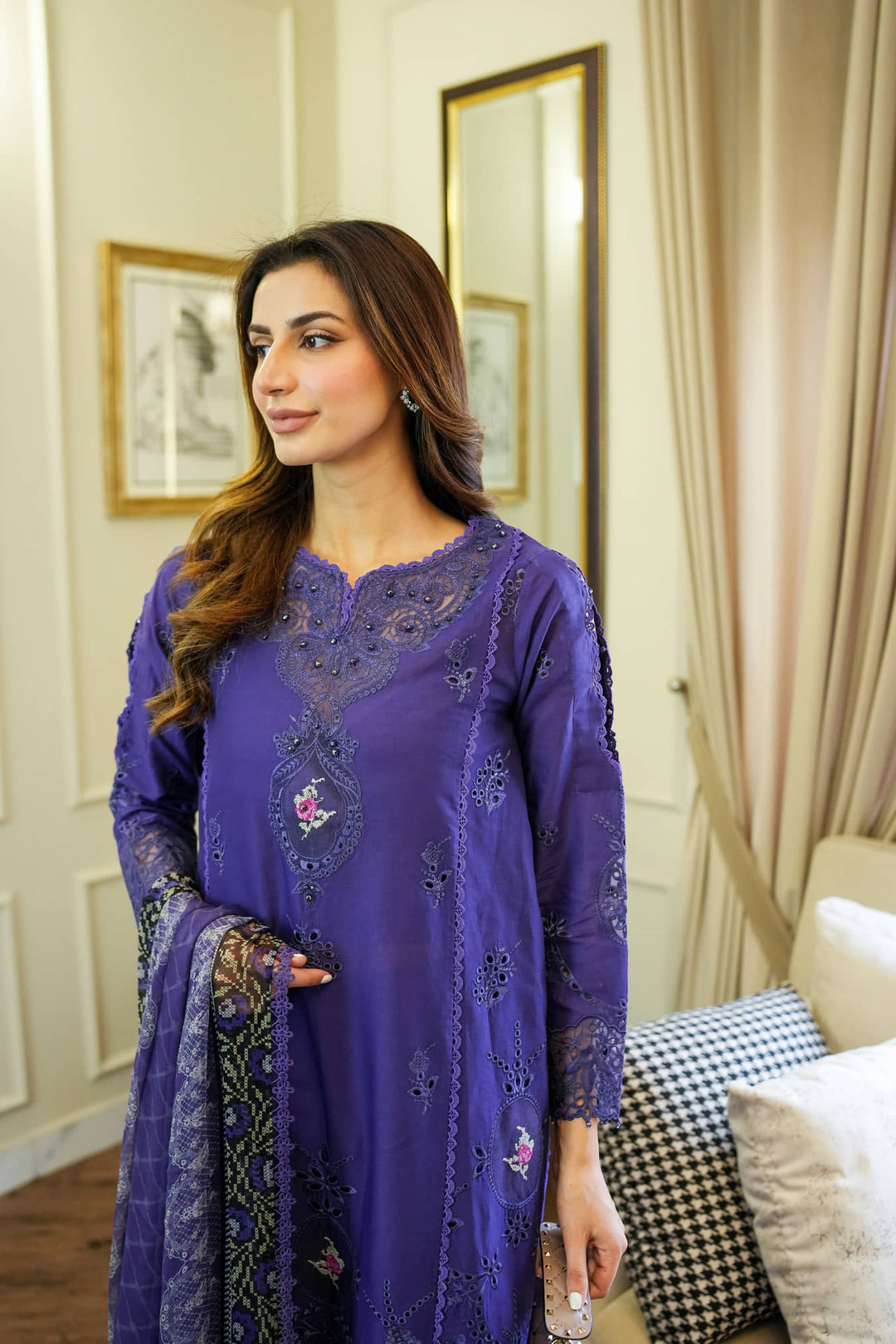 HANDWORK LASERKARI LAWN