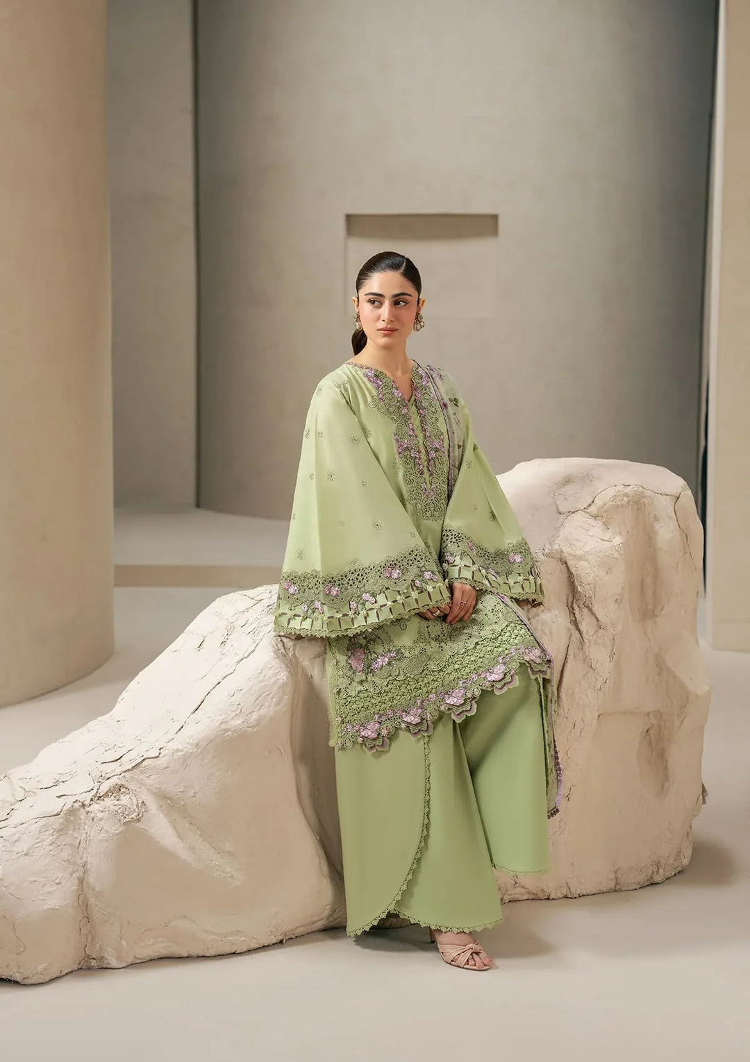 E-CRAFT - CHIKANKARI LAWN WITH CHIFFON DUPATTA &