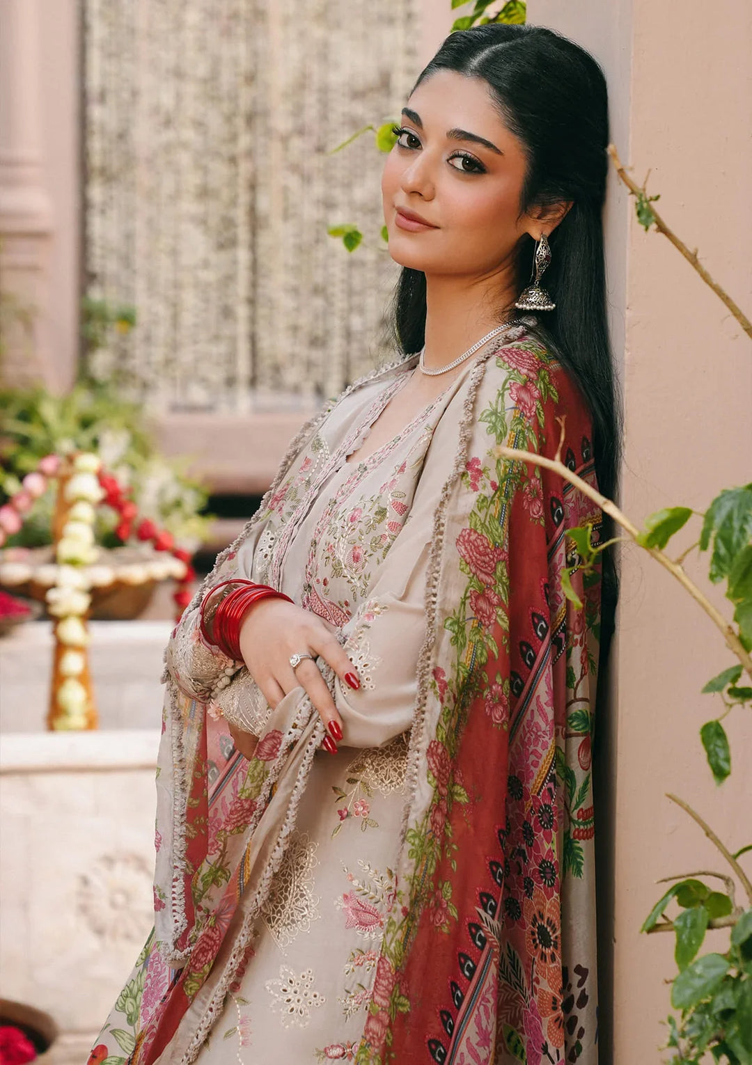 EK FASANA - LUXURY LAWN &