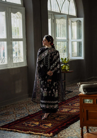 Karandi with Embroidered Chiffon