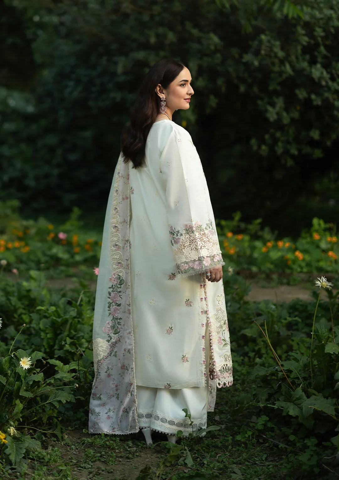 LUXURY LAWN VOL ll &