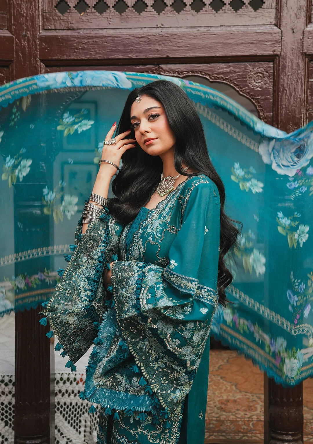 EK FASANA - LUXURY LAWN &