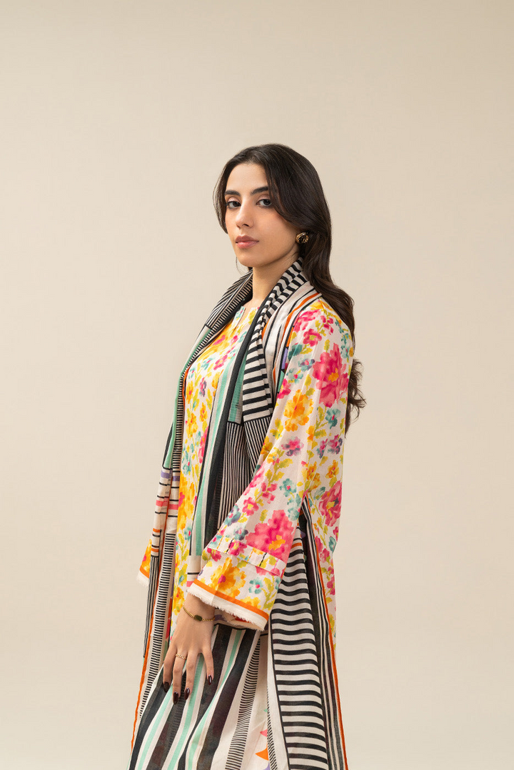 3 PIECE EMBROIDERED LAWN SUIT