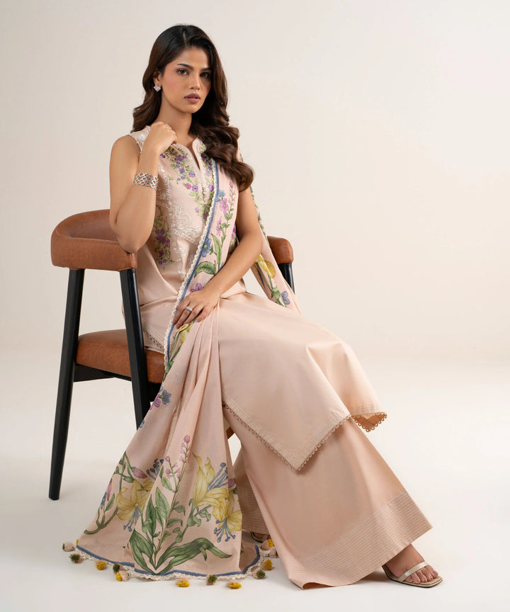 3 Piece - Embroidered Lawn Suit