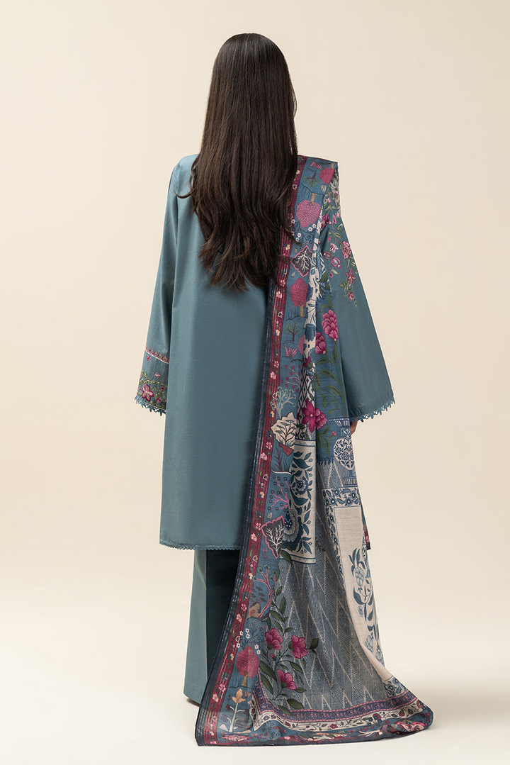 3 PIECE EMBROIDERED LAWN SUIT