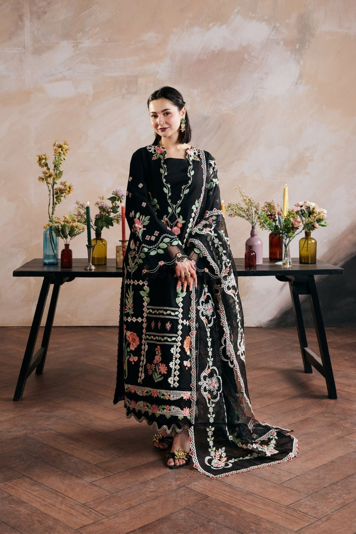 Luxury Lawn &